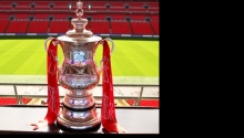 FA Cup, trofej pro vítěze nejstarší pohárové soutěže světa